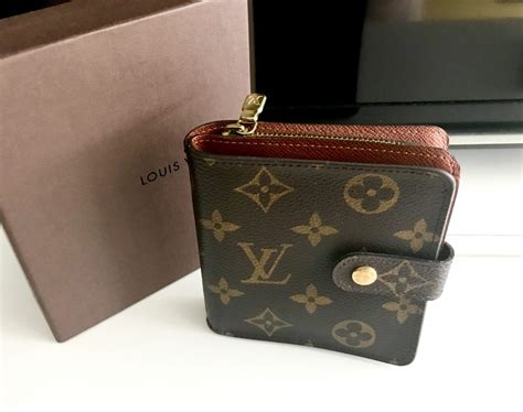 lv bi fold wallet|louis vuitton men's wallet white.